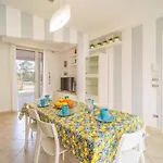 Queen's Bay Villa *
